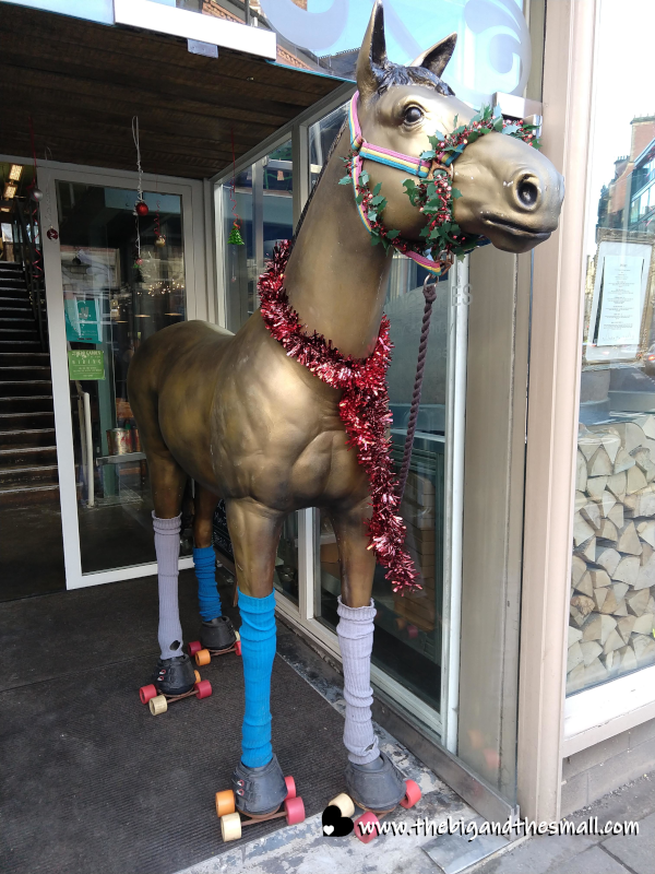 Horse on rollerskates.png