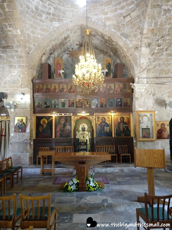 Inside church.png